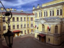 Нетривиальный Петербург: по крышам, дворам-колодцам, паркам и каналам