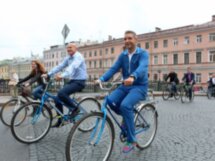 Велосипедная прогулка по центру Петербурга