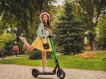 По Ярославлю — на самокате!