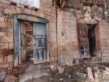 Из Махачкалы в аул-призрак Гамсутль: поездка в мини-группе