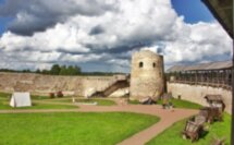 Печоры — Изборск — Псков: автобусная экскурсия из Петербурга