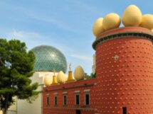 Из Барселоны в театр-музей Дали и средневековую Жирону
