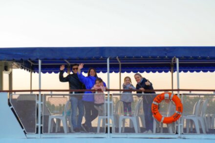 В Свияжск — на экскурсионном теплоходе!