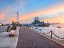 Кронштадт: 300 лет за три часа
