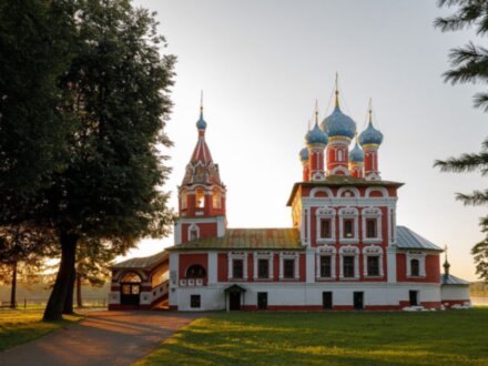 Колоритный Углич: от кремля до кацкарей