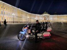 На мотоцикле по ночному Питеру или к разводным мостам!