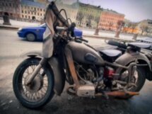 Советский Ленинград: прогулка на ретро-мотоцикле с коляской