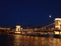 Ночная панорама и жизнь Будапешта