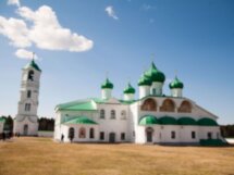 Александро-Свирский монастырь — побывать в северной лавре