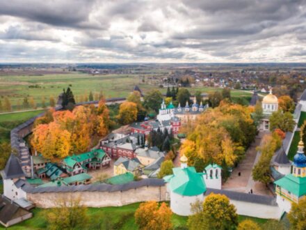 Групповая экскурсия в Псков, Изборск и Печоры