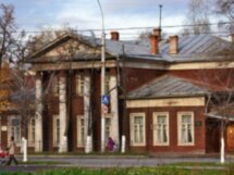 Город, где резной палисад