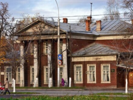 Город, где резной палисад