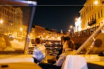 Прогулка на катере на развод мостов