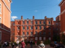 «Фабричные»: иммерсивный променад по Морозовскому городку