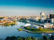 Три площади и четыре эпохи: обзорная прогулка по Минску