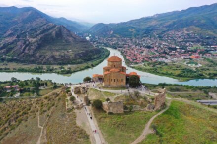 Курортно-морская Грузия: Тбилиси, Батуми и 2 дня в Боржоми