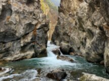 Топ-места Осетии: Даргавс, Мидаграбинские водопады и качели над пропастью