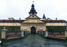 Замки Несвиж и Мир: в мини-группе из Минска