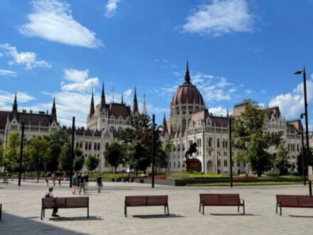 Самые красивые площади Пешта