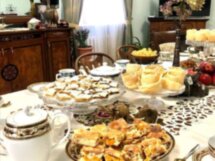 По Тюмени — с потомком старинного бухарского рода