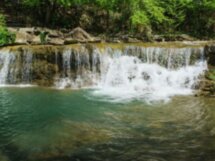 В краю дольменов и водопадов