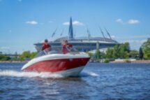 На катере — по Финскому заливу и центру города