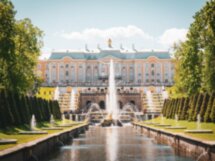 В Петергоф на метеоре: экскурсия по Нижнему парку и Большому дворцу