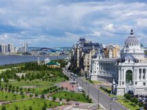 Казань: на автобусе по городу и пешком по кремлю