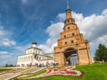 Казань: на автобусе по городу и пешком по кремлю