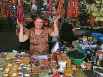 Пойдем на базар за грузинскими вкусностями!
