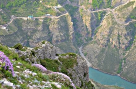 По Дагестану за 8 дней: Махачкала, Дербент и горы