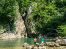 Два в одном: Агурское ущелье и Орлиные скалы