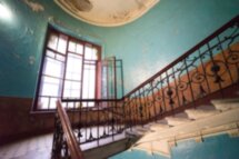 «Сердце не камень». Кариатиды Петроградской стороны