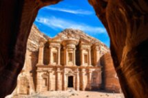 Экскурсия в Петру — древний город, высеченный в скалах