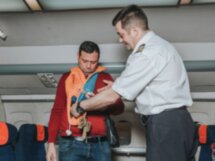 За штурвал! Полет на авиатренажере Ту-154