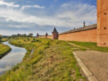 Вдоль Смоленской крепостной стены