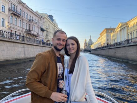 На ярком катере — по рекам и каналам Петербурга