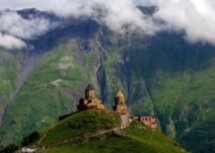 Винно-горные каникулы с днём у моря: из Тбилиси в Батуми через Казбеги и Кахетию