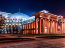 Автомобильная экскурсия по вечерней столице Сибири