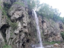 Групповой треккинг-тур по ущелью реки Аликоновки к Медовым водопадам