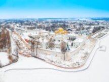 Знакомая и неизведанная Кострома — на комфортном минивэне