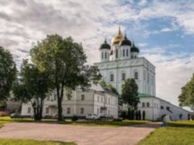 «С Кремля начинается земля»: обзорная экскурсия по Пскову