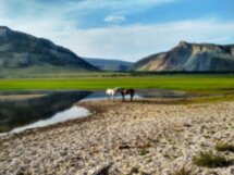 Неизведанный Байкал: водно-пешеходное путешествие к мысу Зундук