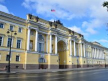 «Дом, в котором я живу»: прогулка по архитектурным стилям Петербурга с психологом