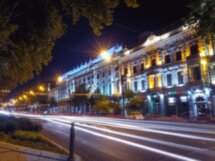 Мерцающий огнями Тбилиси
