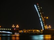 Ночной Петербург: автобусная экскурсия и теплоходная прогулка