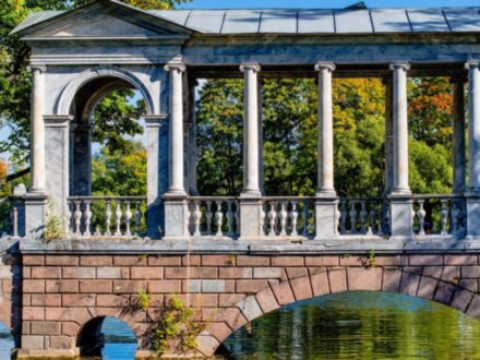 Экскурсия в Царское Село и Екатерининский дворец в мини-группе (билеты включены)