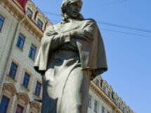 Путеводитель Гоголя: литературная экскурсия по Петербургу