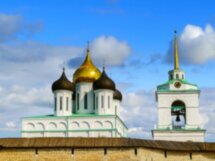 Большой Псков на автобусе и пешком