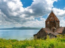 Армянское море и древние монастыри